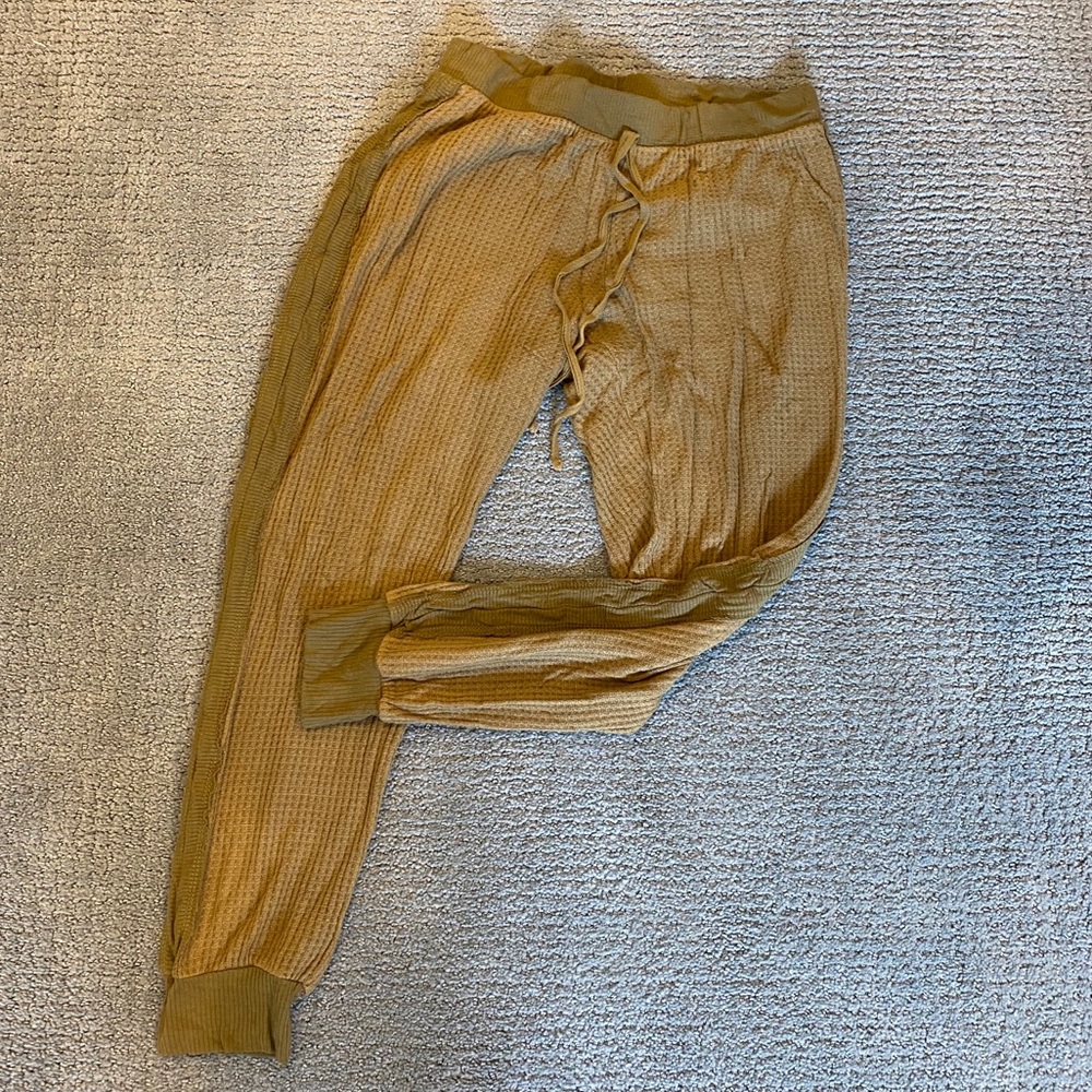 Hippie love waffle joggers